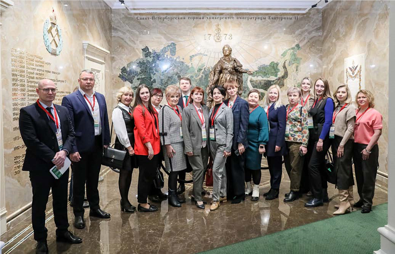 Участие во Всероссийском методическом семинаре в Санкт-Петербурге.