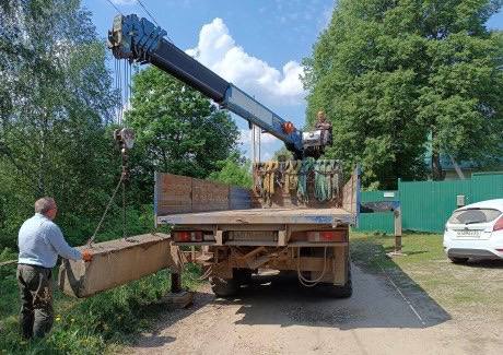В муниципалитете проводятся сносы самовольно установленных некапитальных объектов.
