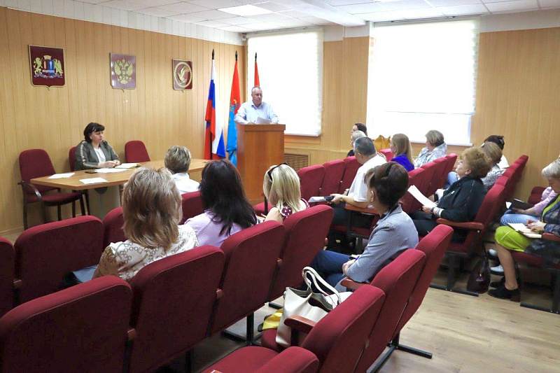 Комиссия по летнему отдыху детей и подростков.